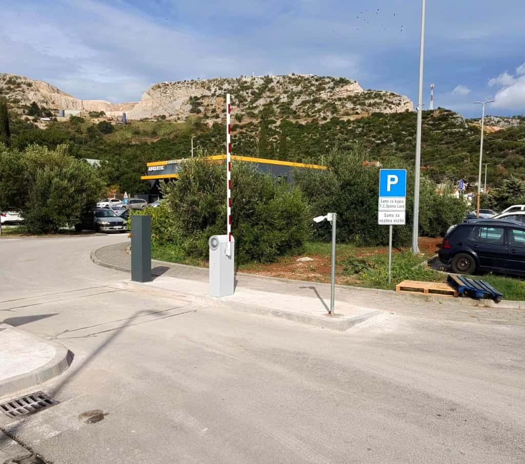 Parking ispred Spione više neće biti besplatan – uvedena naplata parkiranja